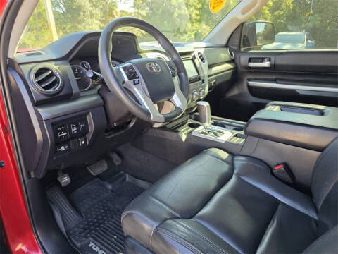 2017 Toyota Tundra SR5