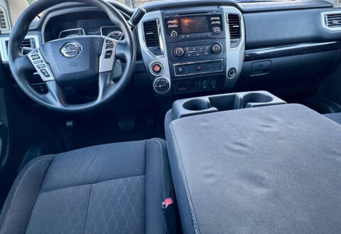 2016 Nissan Titan XD SV