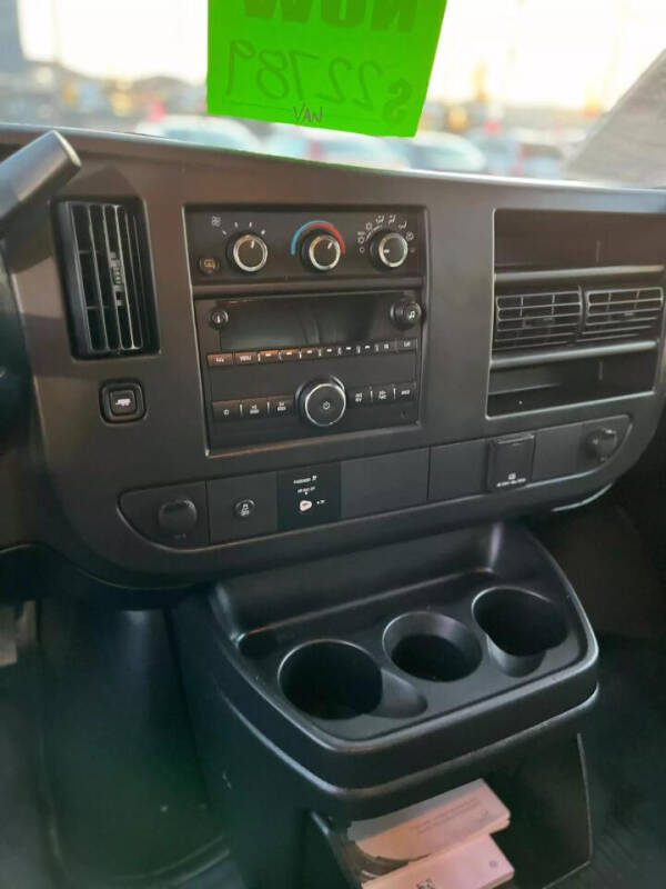 2017 Chevrolet Express 2500