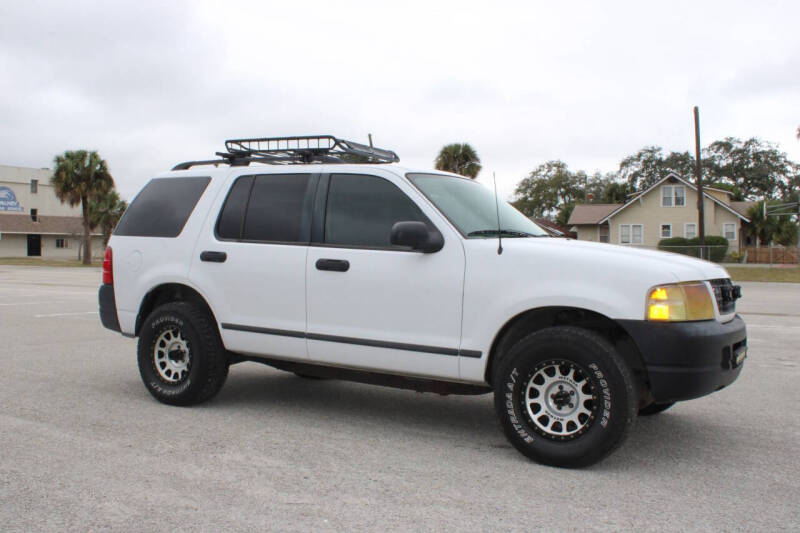 2004 Ford Explorer XLS