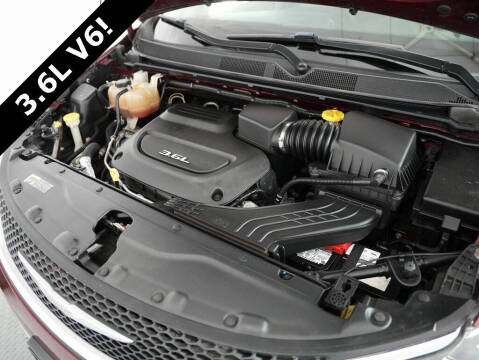 2017 Chrysler Pacifica Touring-L