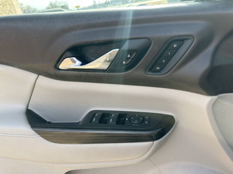 2017 GMC Acadia SLT-2