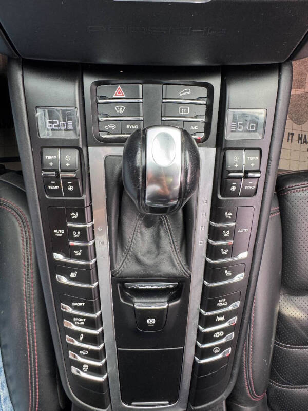 2017 Porsche Macan GTS