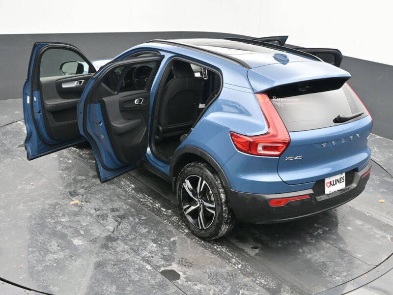 2024 Volvo XC40