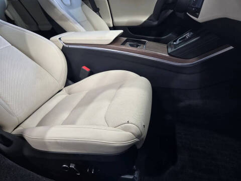 2022 Tesla Model S