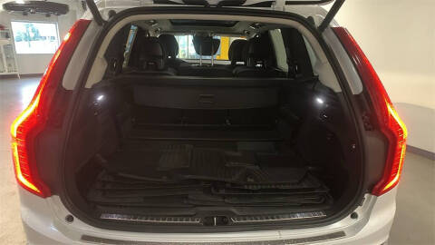 2022 Volvo XC90 T6 Inscription 7-Passenger