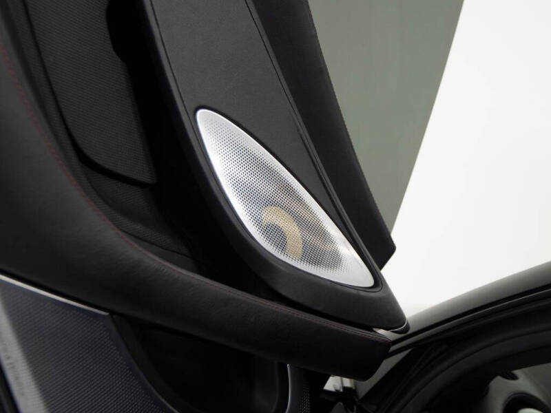 2023 McLaren GT