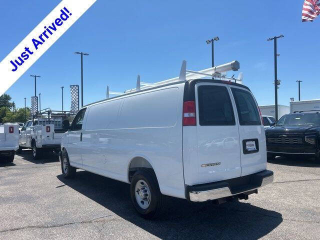 2026 Chevrolet Express 2500