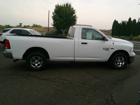 2022 RAM 1500 Classic SLT