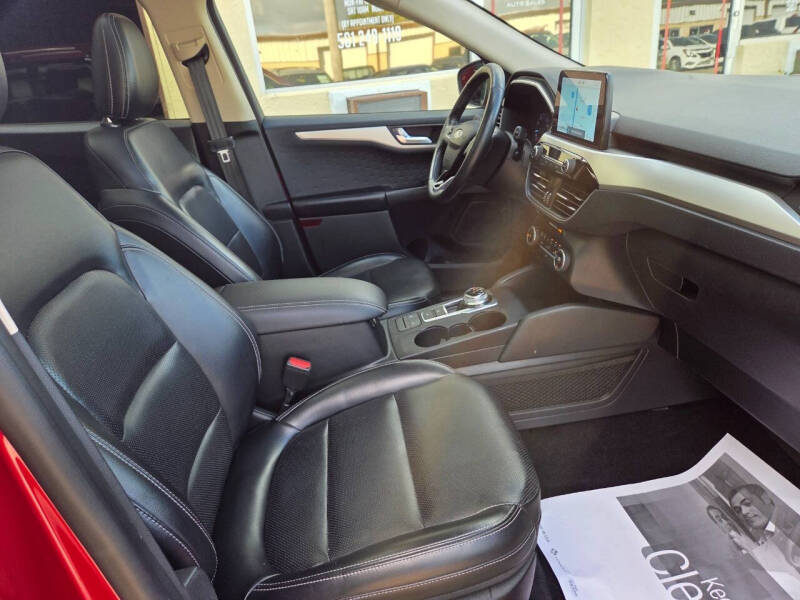 2020 Ford Escape SEL