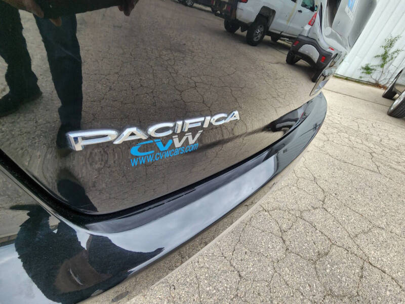 2023 Chrysler Pacifica Limited