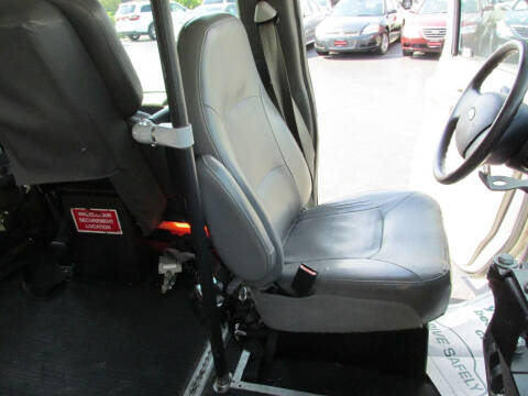 2006 Ford E-Series E-350 SD