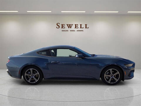 2025 Ford Mustang EcoBoost