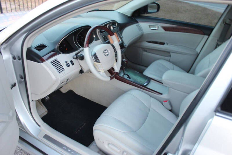 2011 Toyota Avalon Limited