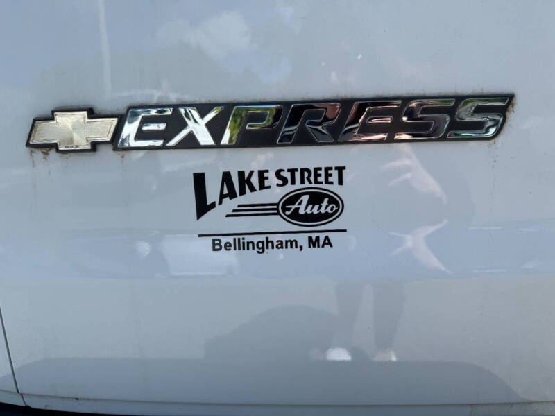 2021 Chevrolet Express 2500