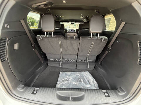 2027 Chrysler Pacifica LX