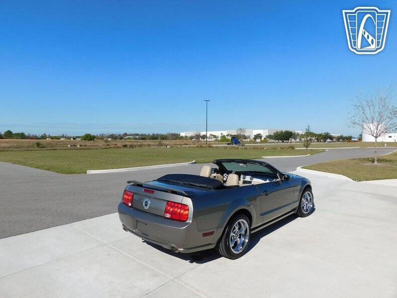 2005 Ford Mustang