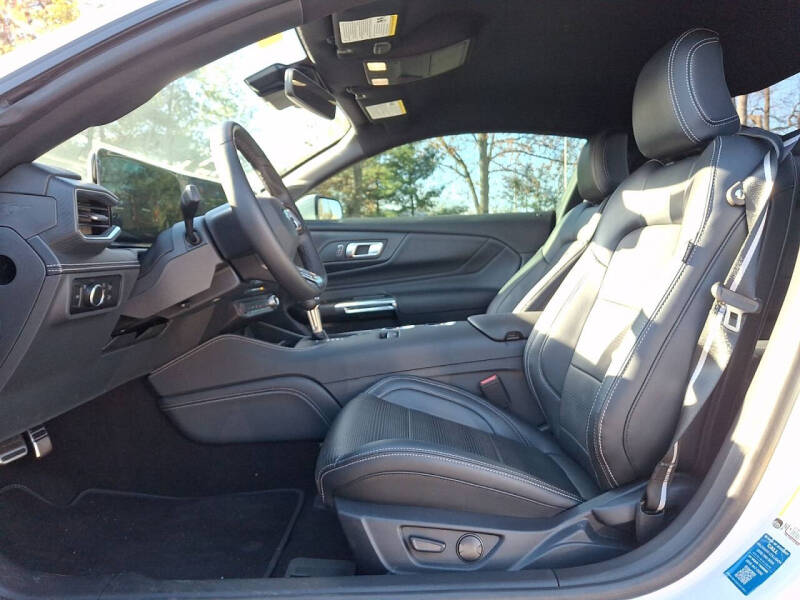 2024 Ford Mustang EcoBoost Premium
