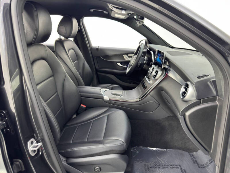 2022 Mercedes-Benz GLC GLC 300 4MATIC