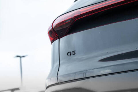 2025 Audi Q5 quattro Premium Plus TFSI