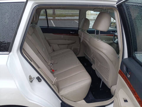 2011 Subaru Outback 3.6R Limited