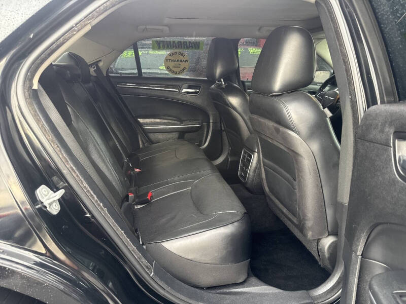 2015 Chrysler 300 C