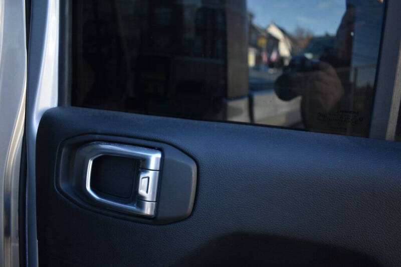 2022 Jeep Gladiator Mojave