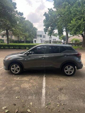2021 Nissan Kicks S