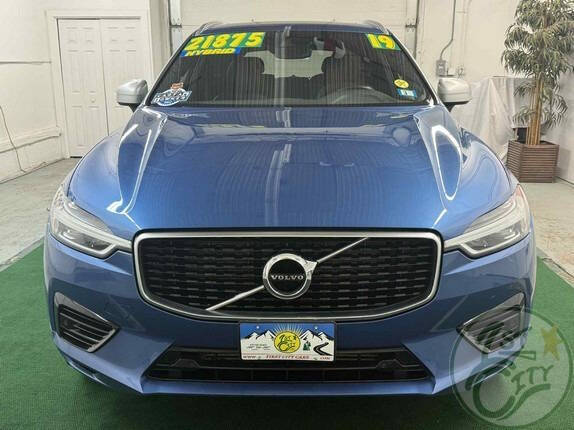 2019 Volvo XC60 T8 eAWD R-Design