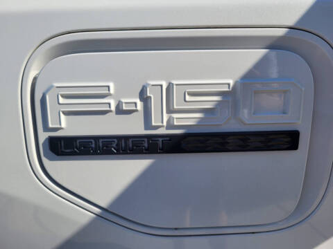 2023 Ford F-150 Lightning Lariat