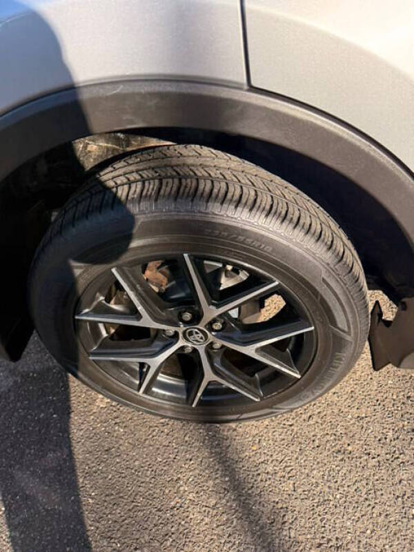 2017 Toyota RAV4 Hybrid SE