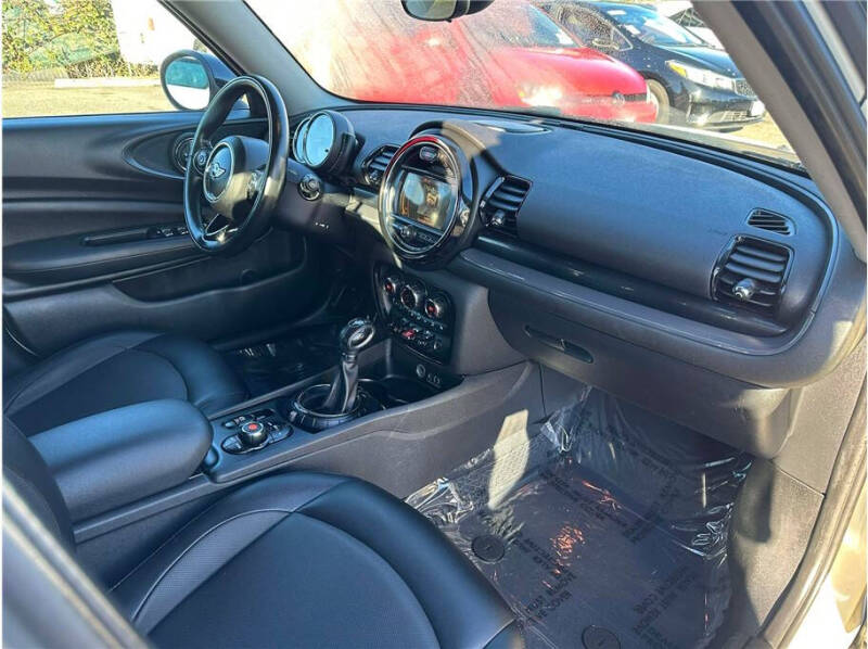 2017 MINI Clubman Cooper ALL4