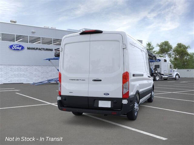 2026 Ford Transit 250