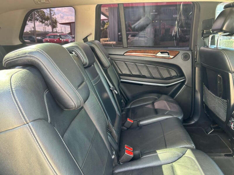 2014 Mercedes-Benz GL-Class GL 550 4MATIC