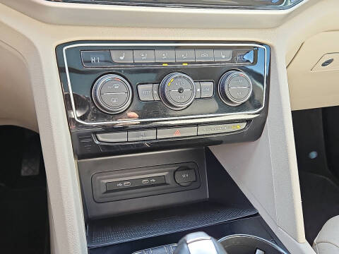 2023 Volkswagen Atlas SE