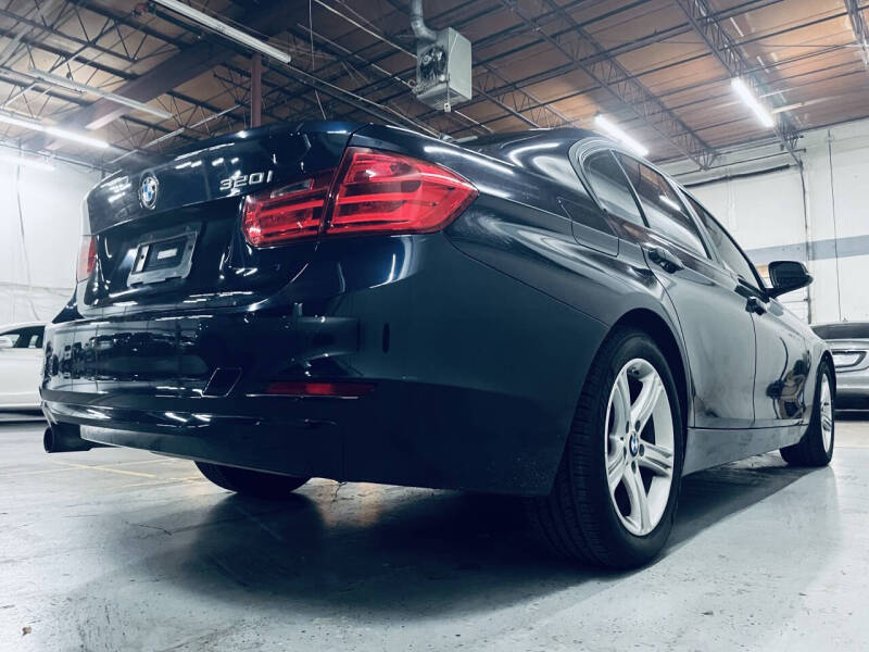 2015 BMW 3 Series 320i