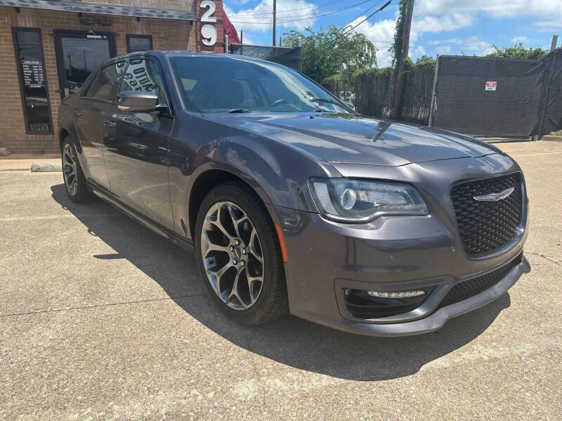 2018 Chrysler 300 S