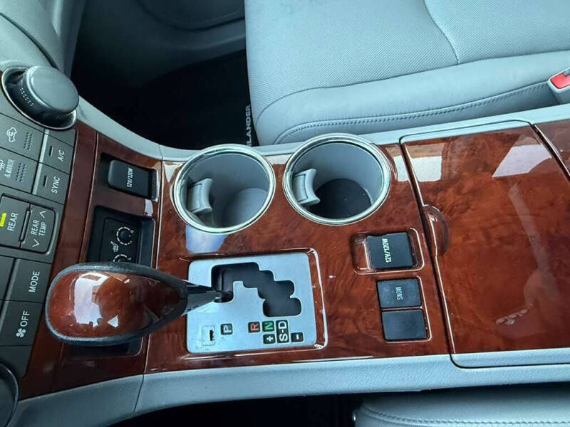 2013 Toyota Highlander Limited