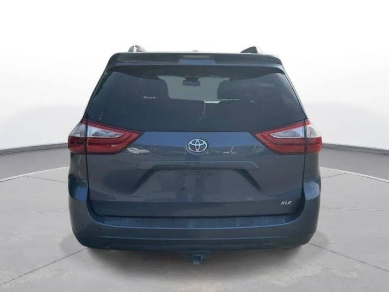 2014 Toyota Sienna