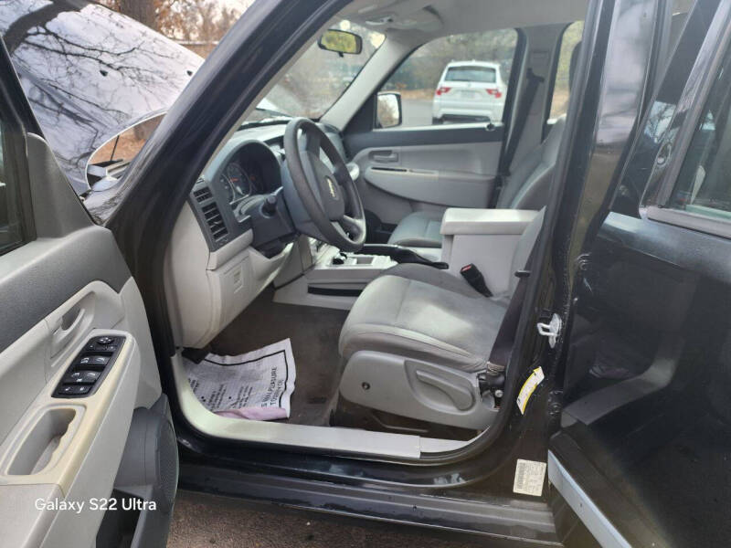 Image 5 of 2008 Jeep Liberty Sport