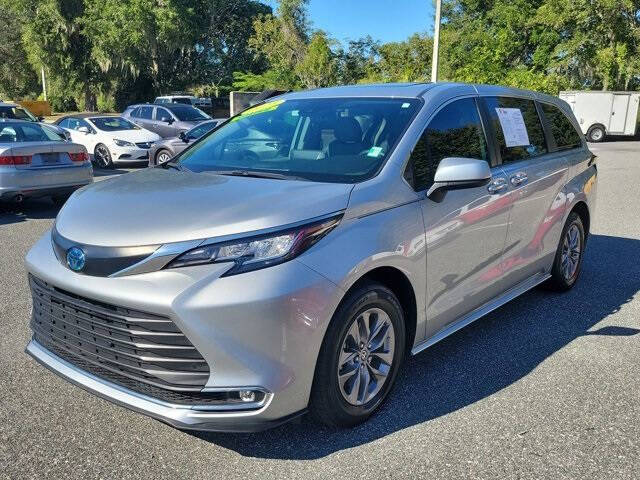 2023 Toyota Sienna