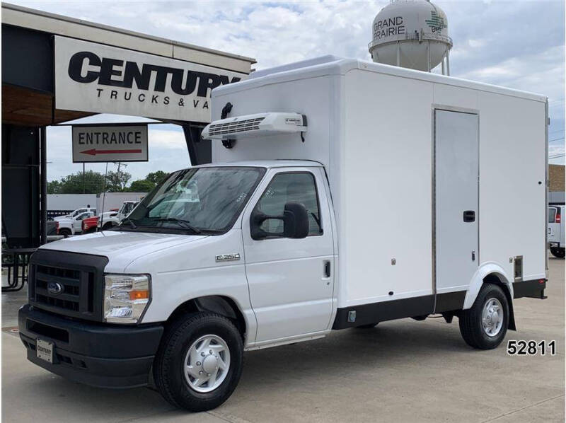 2023 Ford E-Series