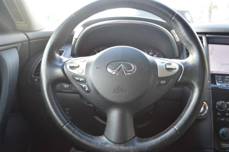 2011 Infiniti FX35
