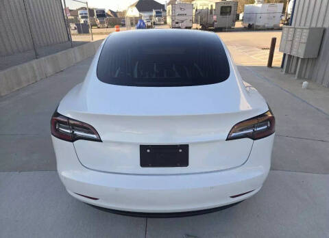2020 Tesla Model 3 Standard Range
