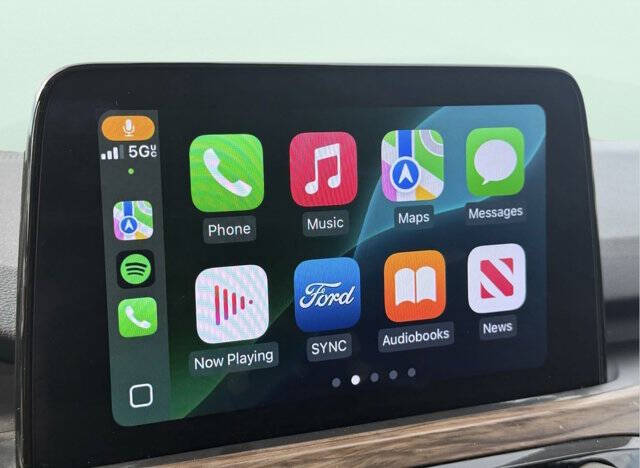 2020 Ford Escape Hybrid Titanium