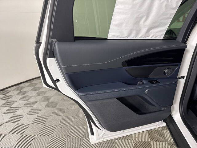 2025 Lincoln Nautilus Hybrid Reserve