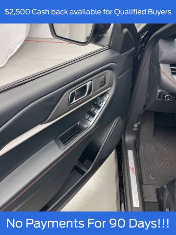 2025 Ford Explorer ST-Line