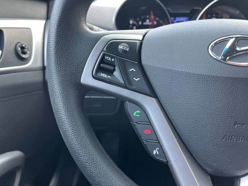 2013 Hyundai Veloster