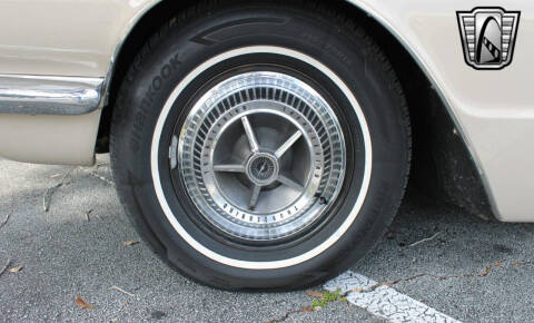 1966 Ford Thunderbird