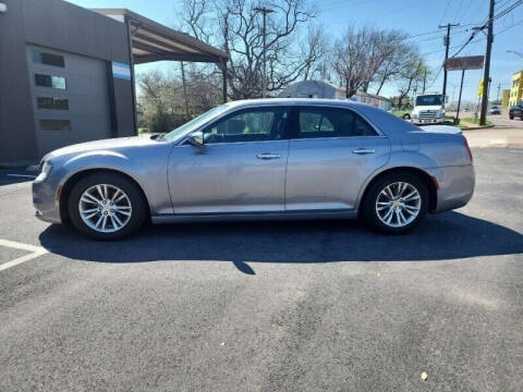 2017 Chrysler 300 for sale at Durango Motors in Dallas TX